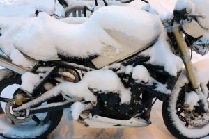 Hiverner sa moto c'est important !