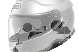 Le Sena SRL2 s'intègre à la perfection dans le casque Shoei GT Air II